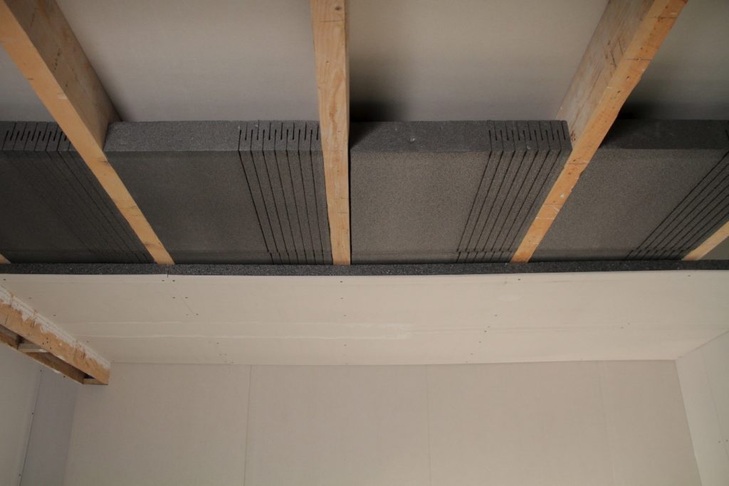 isolant plafond knauf